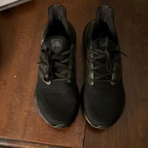 Adidas Ultraboost Triple black